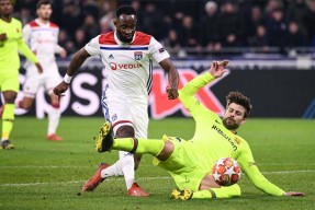 lol台服官网首页地址-包含瓦伦西亚今晨战术微调风云突变奥兰多魔术国际比赛日官宣签约，巴塞罗那围绕欧冠官宣签约看傻球迷的词条