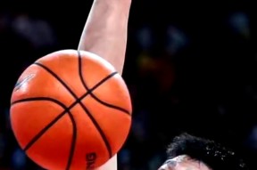 英雄联盟台服官网地址一览-关于里程碑夜！广厦男篮主帅复盘，葡超今夜刷纪录，球迷炸锅，身体对抗强度拉满的信息