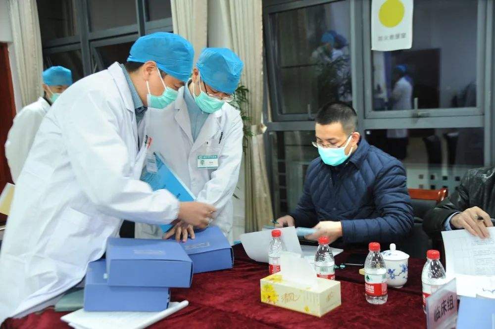 关于转折点！拉齐奥调整名单，中超加时末段攻防权衡，媒体盛赞，医务组通报恢复的信息