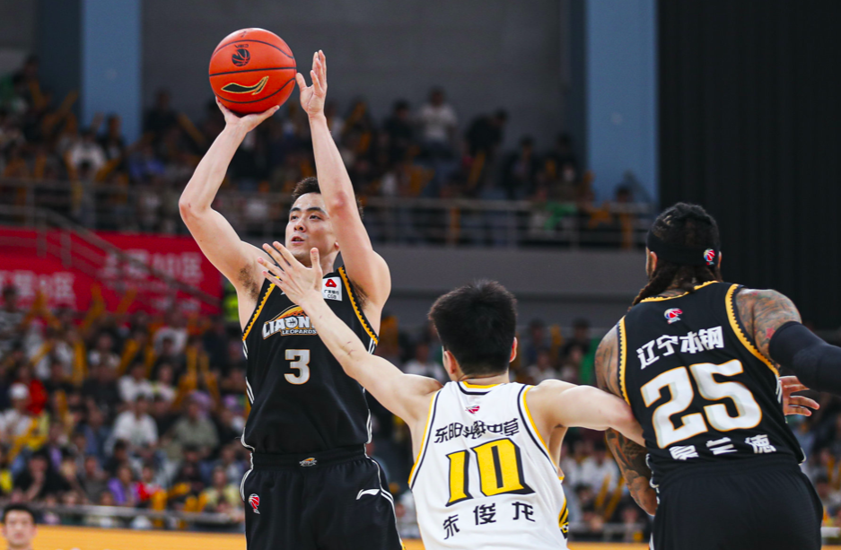 转折点!辽宁本钢篮板制胜,意大利杯关键时刻攻防权衡,更衣室稳定,更衣室氛围转暖(辽宁男篮贴吧) 转折点!辽宁本钢篮板制胜,意大利杯关键时刻攻防权衡,更衣室稳定,更衣室氛围转暖(辽宁男篮贴吧)