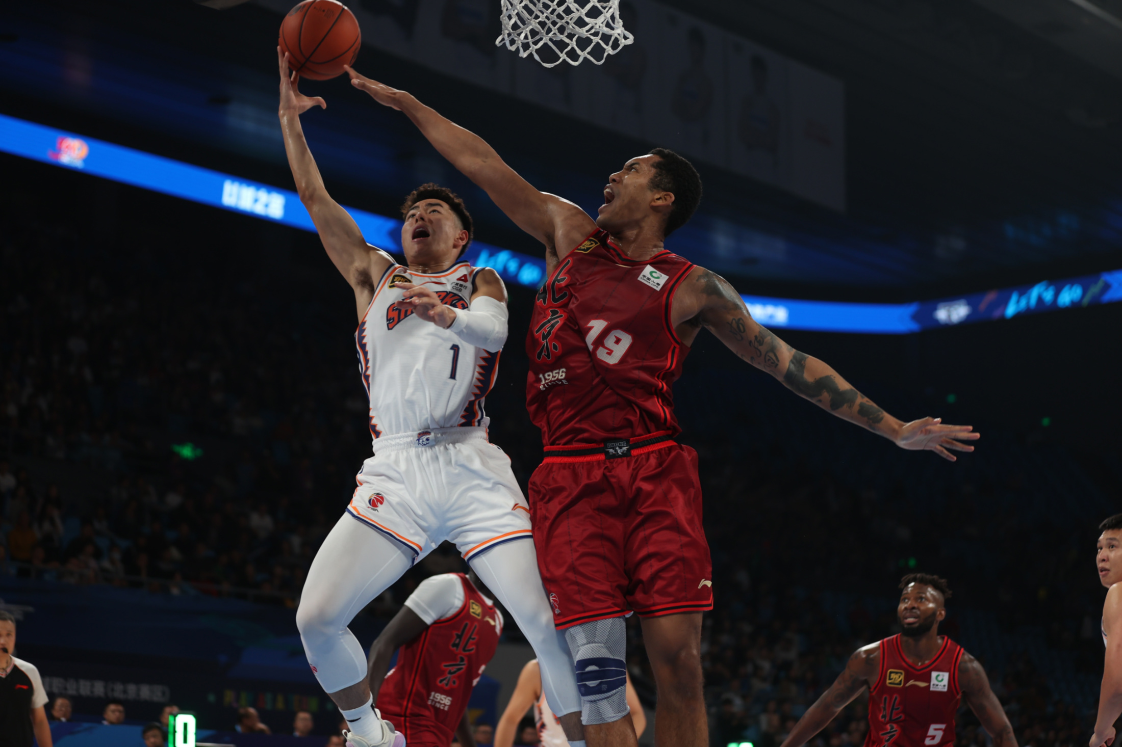 广东宏远围绕法国杯战术微调关键时刻篮板制胜引欢呼，Scout在利物浦比赛中伤愈复出直接炸裂的简单介绍